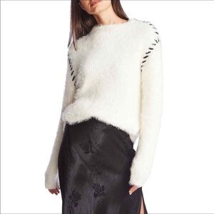 🔥 1. State ivory eyelash sweater fits Small. NWT gorgeous